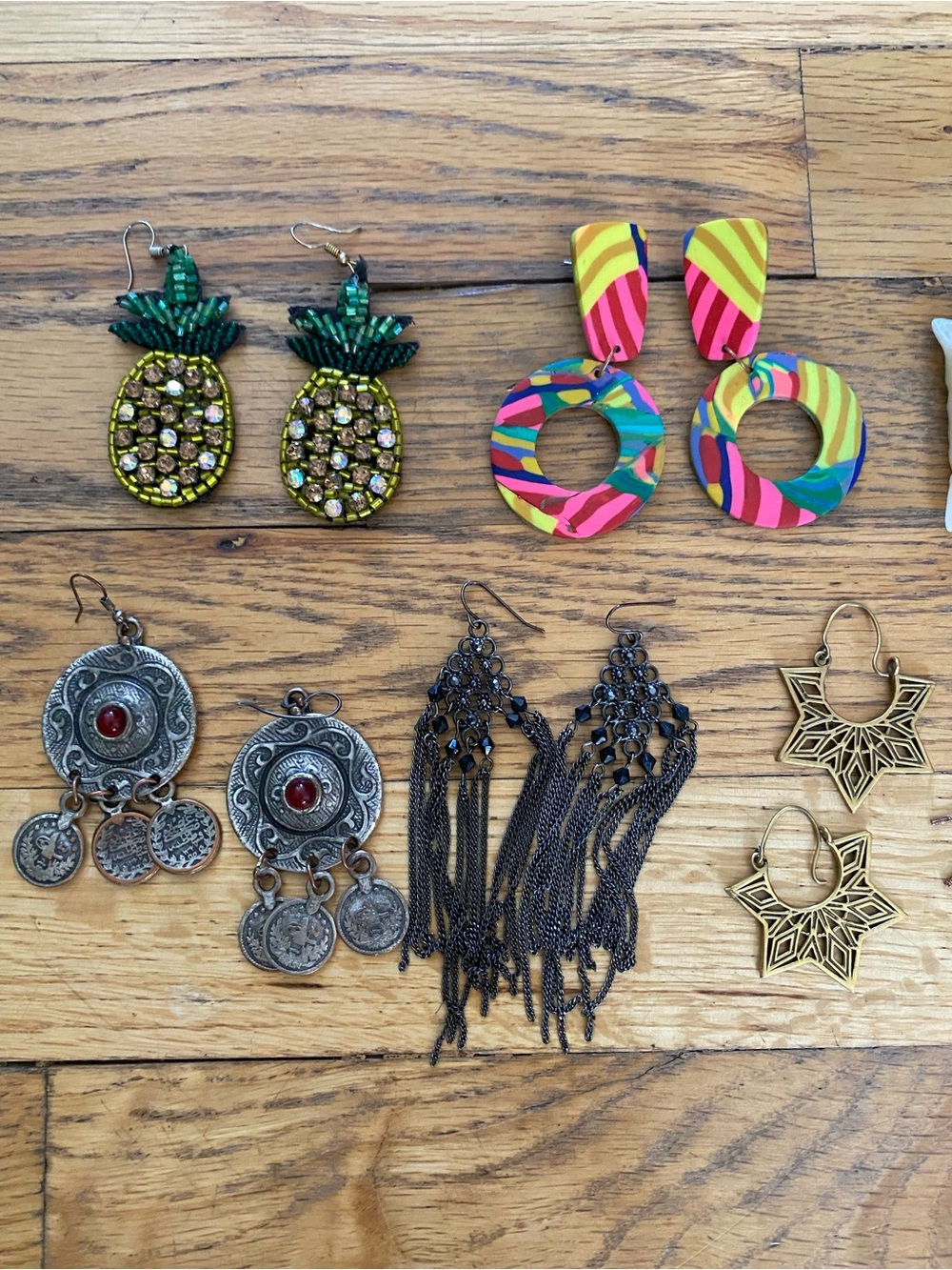 Fun earrings bundle! - Picture 2 of 4